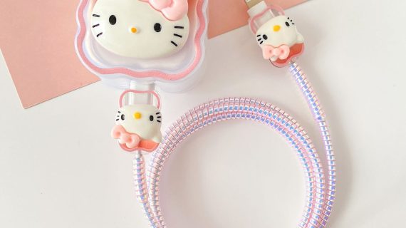 3 Pin Premium - iPhone Charger Cover 5 Piece Set - Hello Kitty White