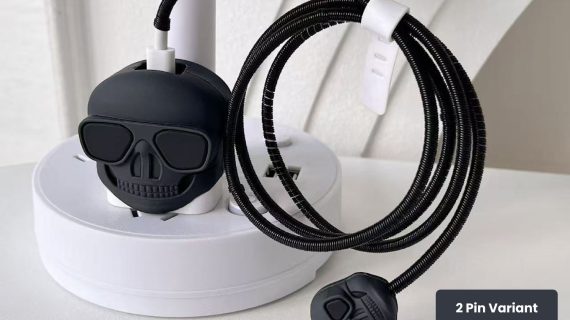 2 Pin Protector - 4 in 1 iphone charger and cable cover - Skull