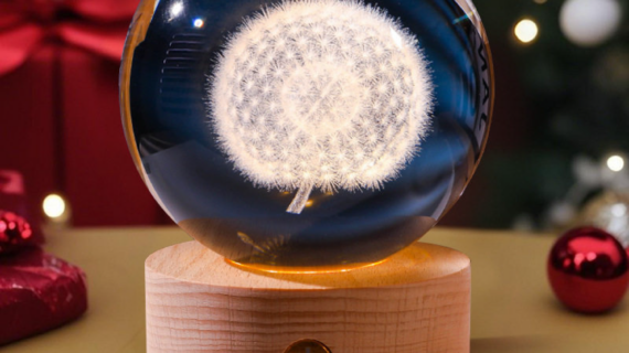 3D Crystal Ball – Dandelion