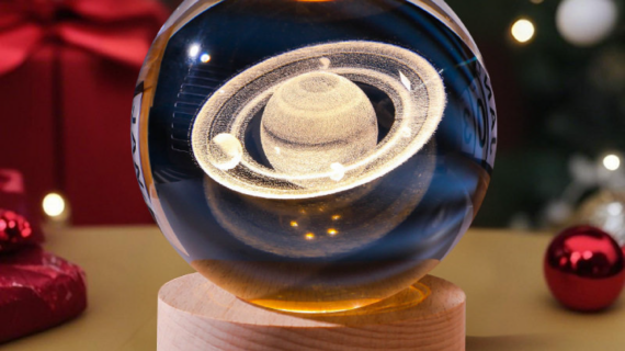 3D Crystal Ball – Saturn