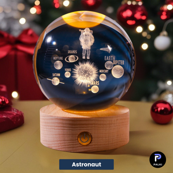 3D Crystal Ball – Astronaut