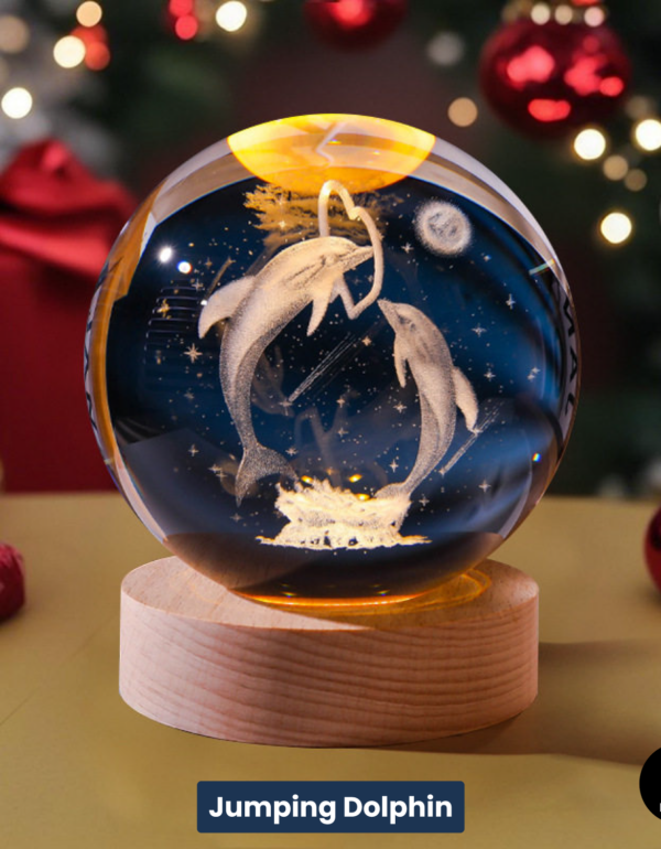 3D Crystal Ball – Jumping Dolphin
