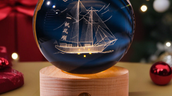 3D Crystal Ball – Sail Ship